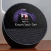 Parlante Alexa  echospot inalámbrico