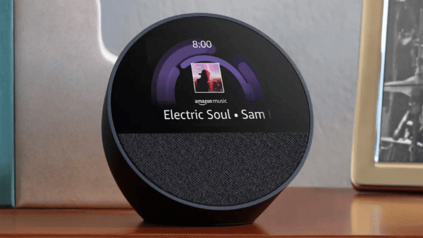 Parlante Alexa  echospot inalámbrico